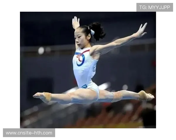 体操小公主回归首赛夺金